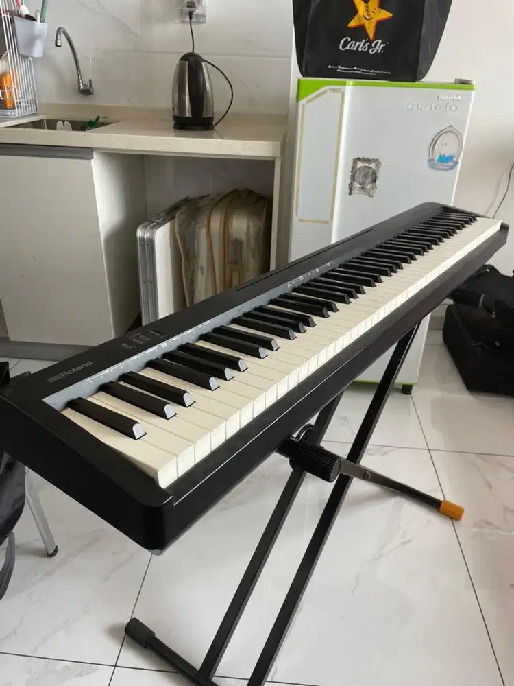 Piano Digital Roland FP - 10