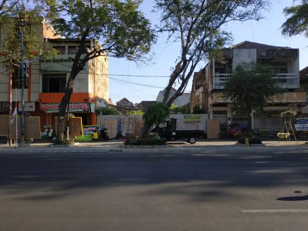 Disewakan Tanah Jl. Slamet Riyadi Surakarta ( Depan Bank Jateng )