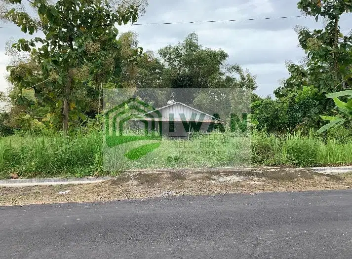 Tanah Pekarangan Hadap Jalan Lebar