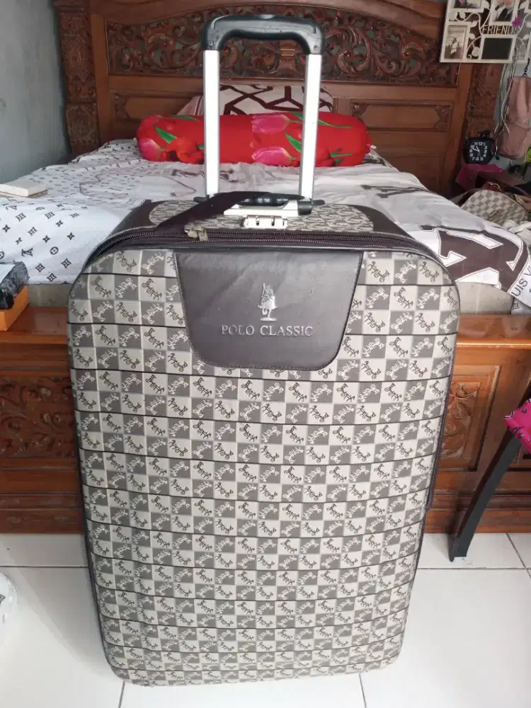 Dijual cepat koper polo classic soft case UK 28