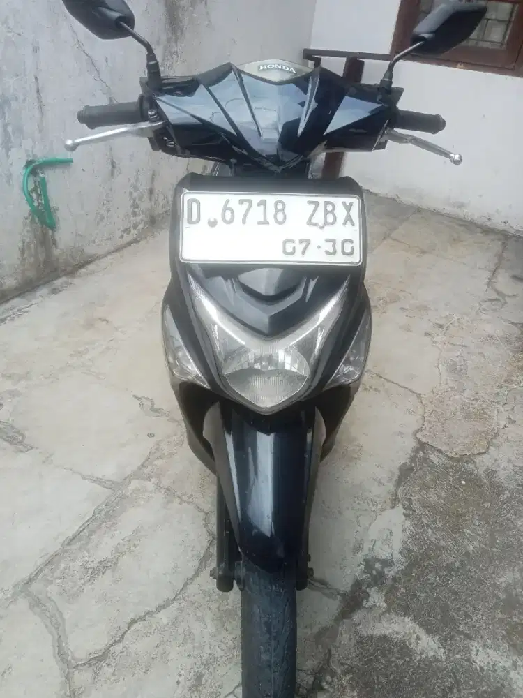 Motor Honda Beat pop ESP tahun 2015