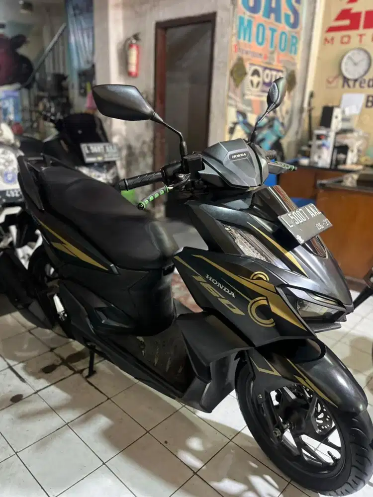 HONDA VARIO 160 2022 SAS MOTOR JL. BARATAJAYA 19 NO 5