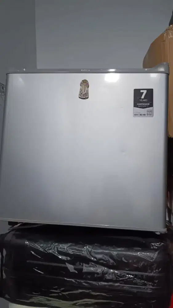 Kulkas Aqua Sharp Second Garansi 7 Tahun