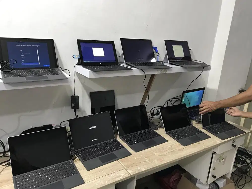 TERIMA HOME SERVICE LAPTOP SE-JABODETABEK