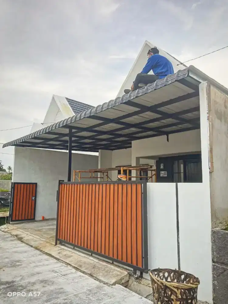 Kanopi dan pintu gerbang