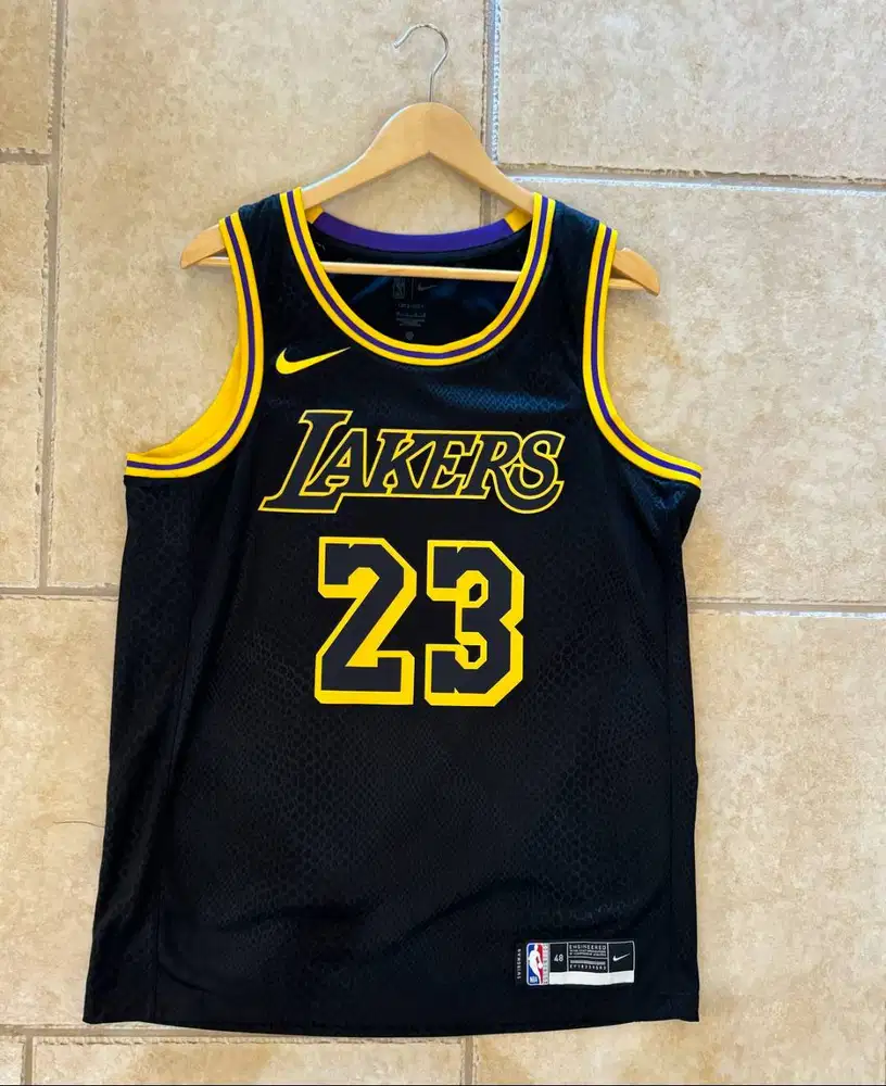 GRATIS! JERSEY BASKET LA LAKERS