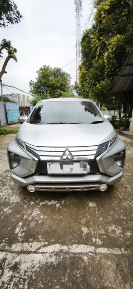 Mitsubishi Xpander Ultimate AT (2017)