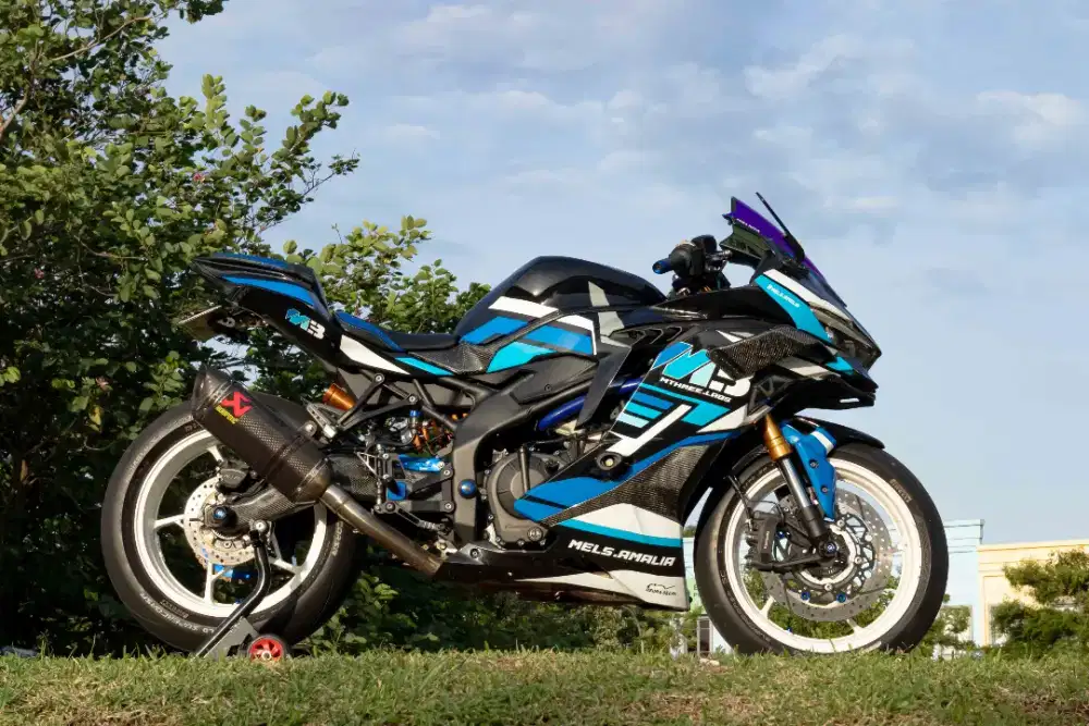 Kawasaki Ninja 2022 ZX25R