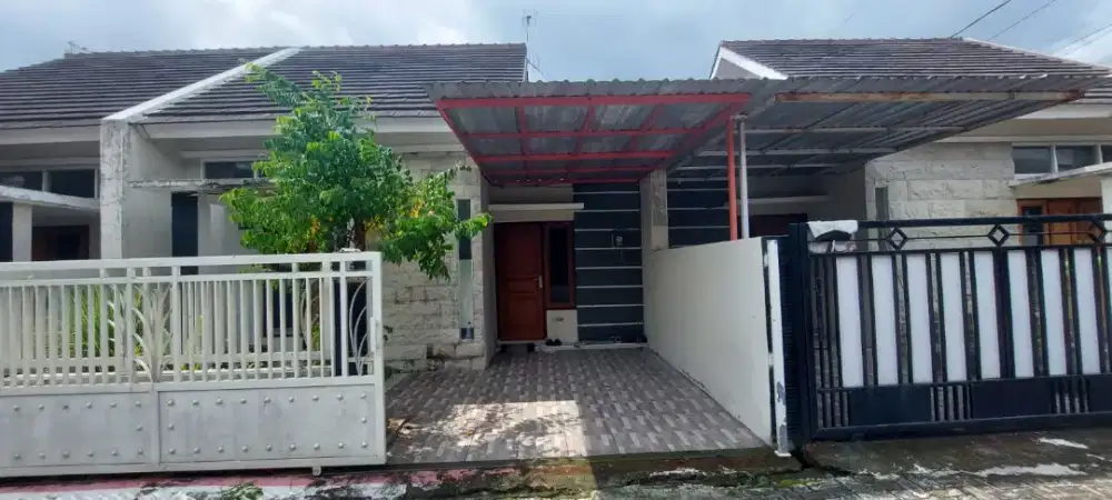 Rumah dijual di GRAND NGLAJO CEPU