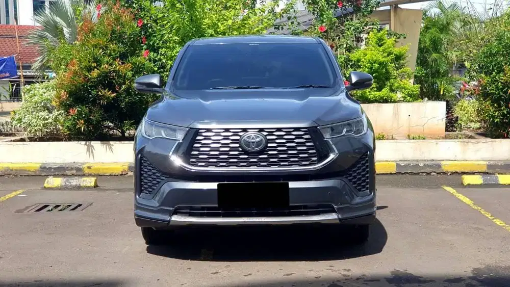 Toyota Kijang Zenix V Hybrid Modelista 2.0 AT ABU 2025 km.17rb