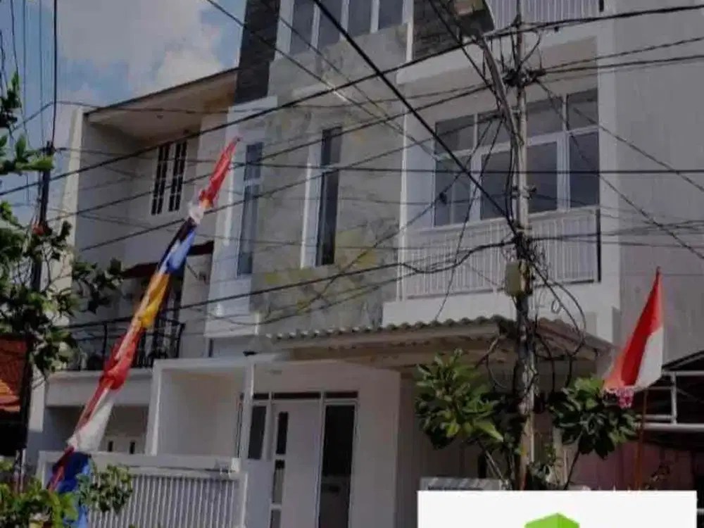 Rumah Modern Minimalis Brand New Siap Huni di Tebet Timur Jakarta Selatan