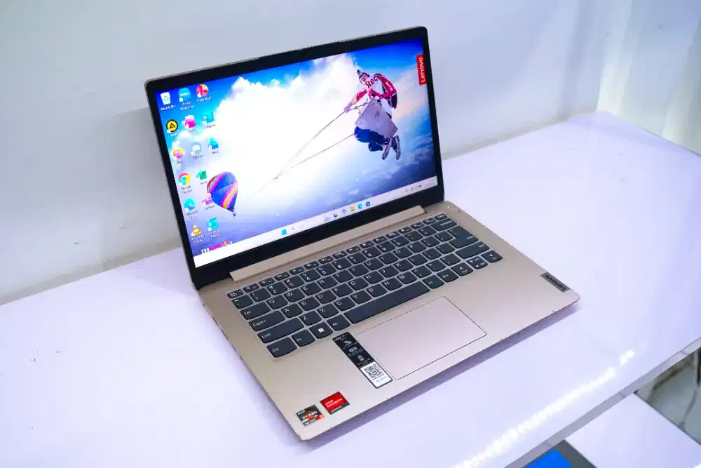 Lenovo Ideapad Slim 1 14AMN7.AMD RYZEN 5-7520U.RAM8GB.14nch FHD IPS