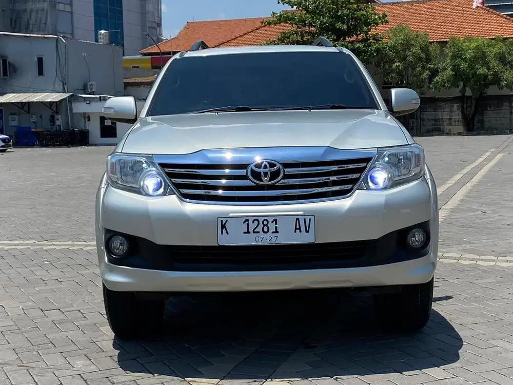 FORTUNER G MANUAL 2012