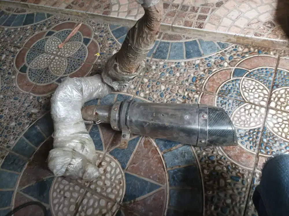 Knalpot motor ninja 250