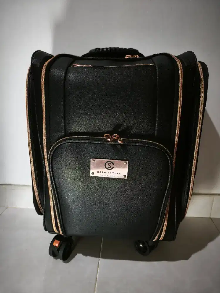 PRELOVED KOPER MAKEUP CATHIESTUFF