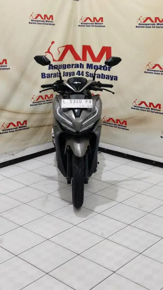Honda Vario 150 keyless tahun 2019 coklat doff