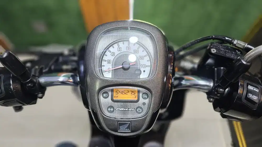 UD ENY MOTOR- HONDA SCOOPY TAHUN 2018