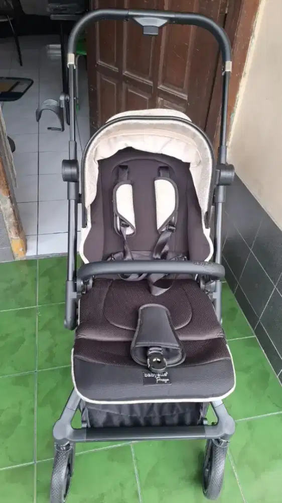 Stroller compatto bekas sprti baru
