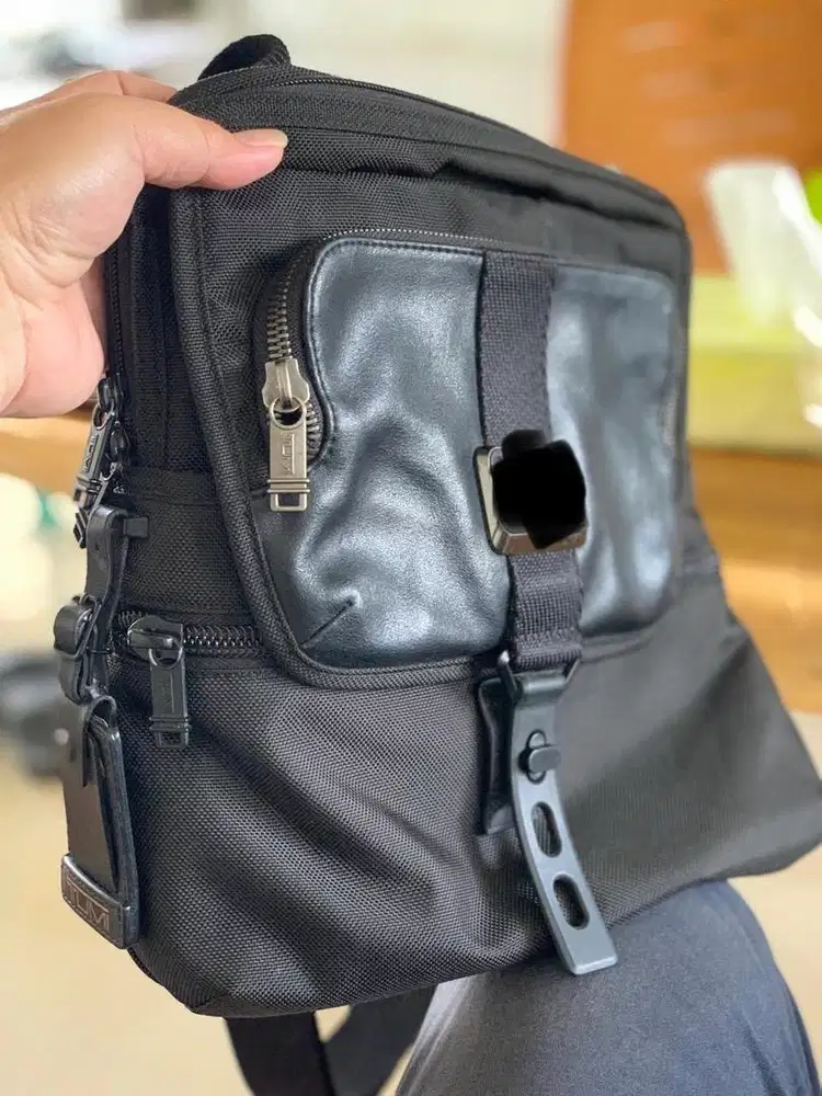 Slingbag Tumi Alpha Bravo Arnold Zip Flap Original