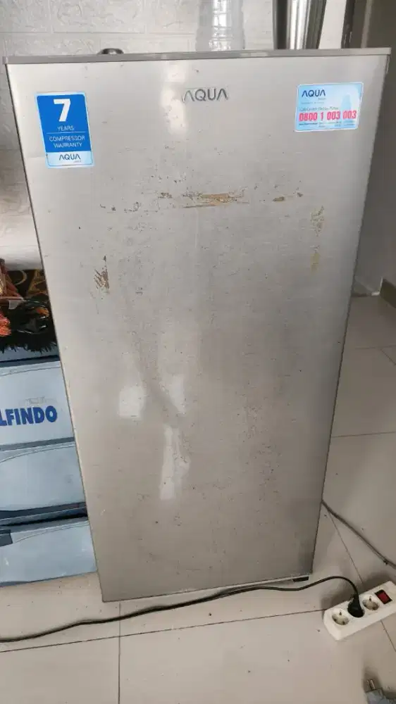 JUAL CEPAT -  KULKAS AQUA 1 PINTU