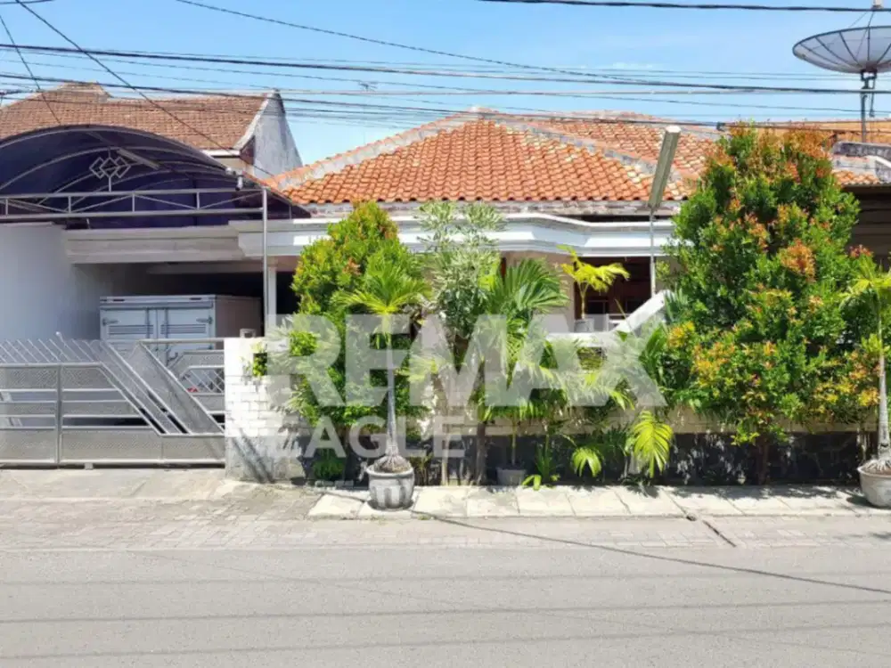 Dijual Rumah Cipunegara Pusat Kota Surabaya