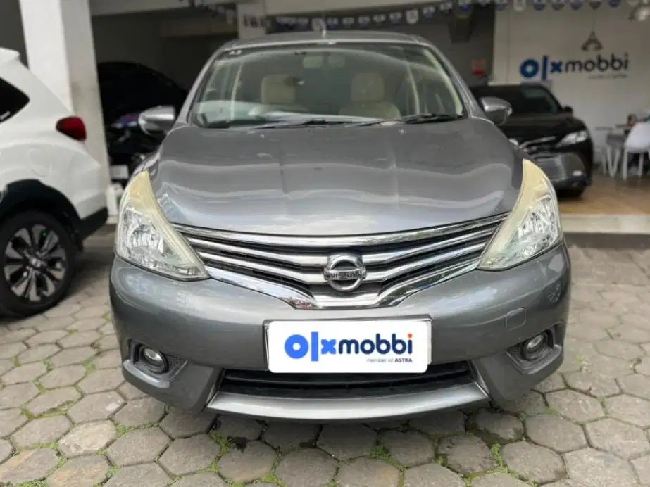 LOW KM 57RB Nissan Grand Livina XV 1.5 MT 2017 Mulus