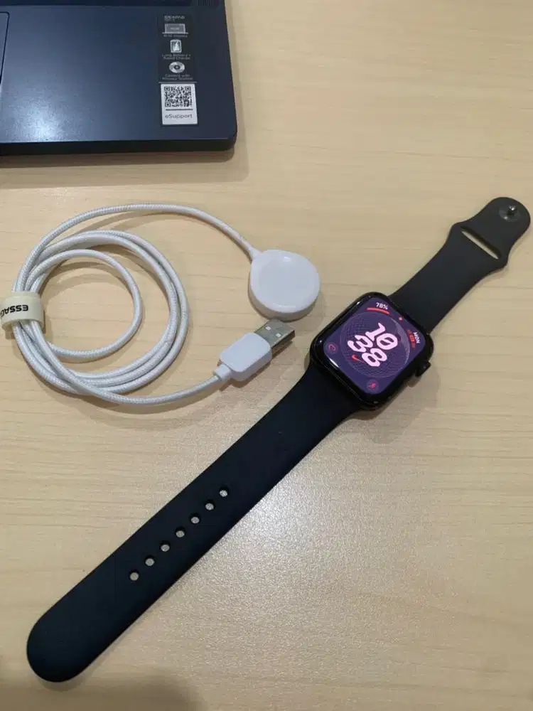Apple Watch SE 2 44 mm resmi digimap