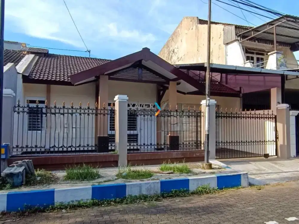 Dijual Rumah Terawat di Blok Depan Pondok Blimbing Indah, Araya Malang