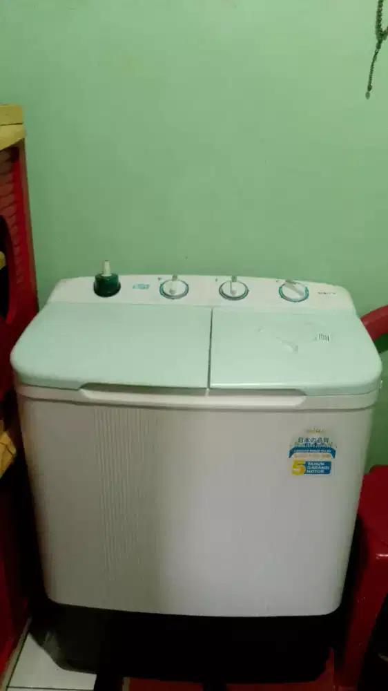 Mesin cuci SANKEN 8KG