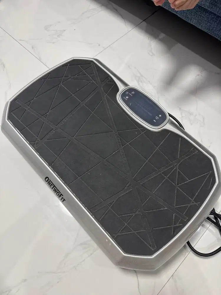 ALAT PIJAT KAKI GETAR ONE TWO FIT