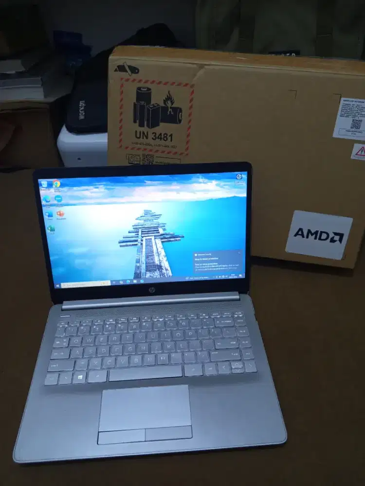 Laptop hp 14s amd a4-9125 ram 4gb sad 128gb (baca deskripsi)