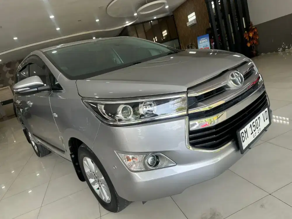 Innova Reborn V 2.0 Manual Bensin 2019 km 40 RB an