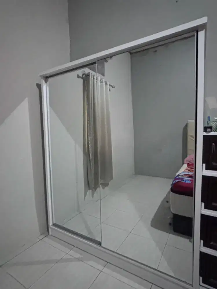 Lemari 2 Pintu Full Cermin