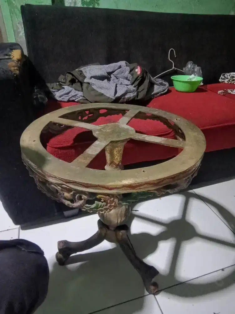Meja kuningan diameter 15 inch lokasi cilebut bogor