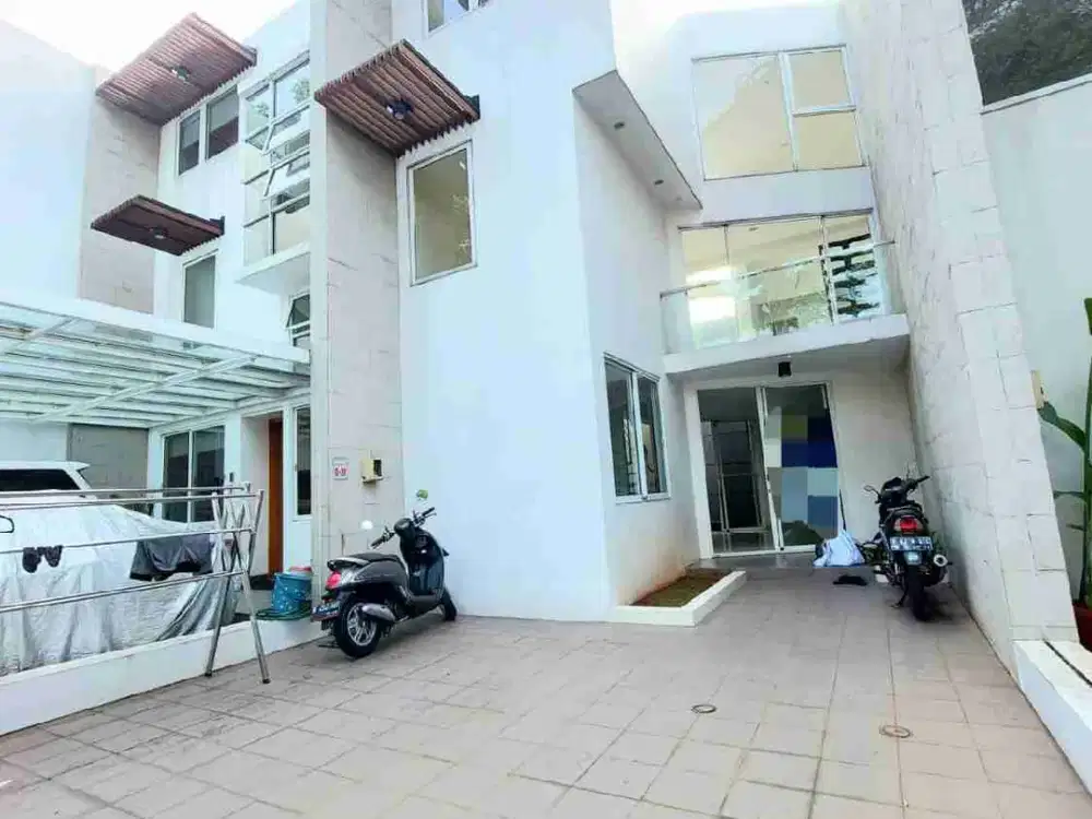 Rumah Primary Bintaro Jaya Discovery Aluvia sektor 9