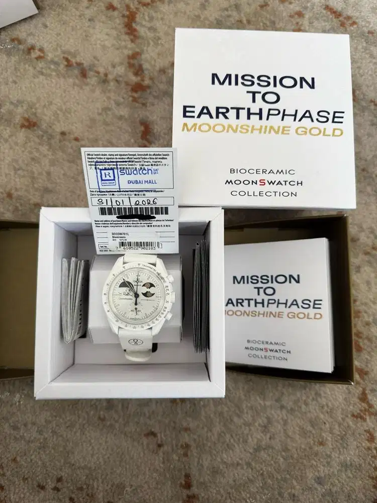 OMEGA MOONSWATCH - Moonshine Gold