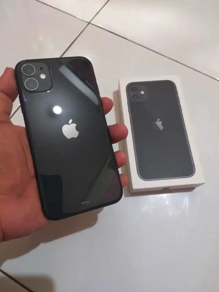 Jual cepat iPhone 11 64gb muluss iBox PA/A Kel fullset Ori..simak gan.
