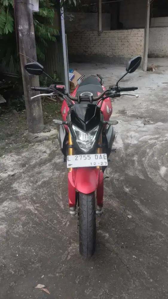 Cb 150 R warna favorit