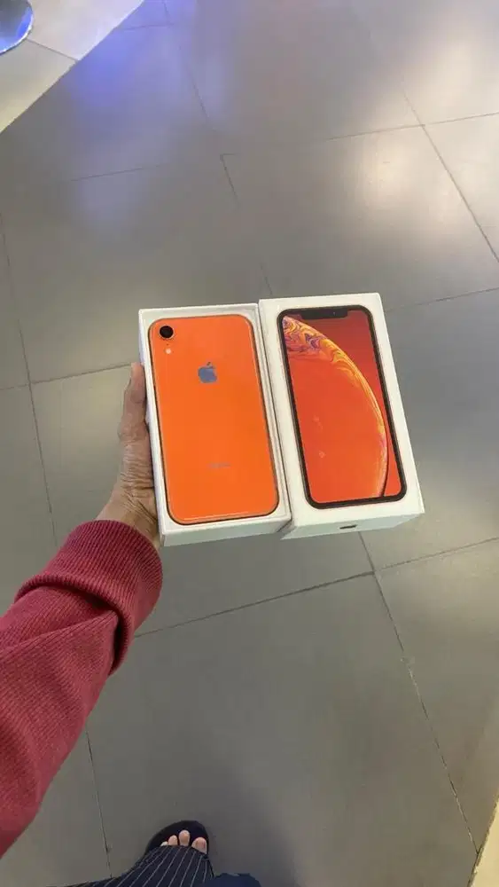 Xr 128gb all op coral