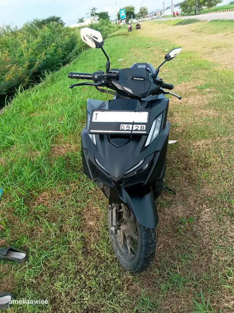 Di Jual cepat Honda Vario 160 versi ABS tahun 2023