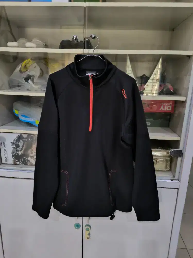 Sweater reebok size XL