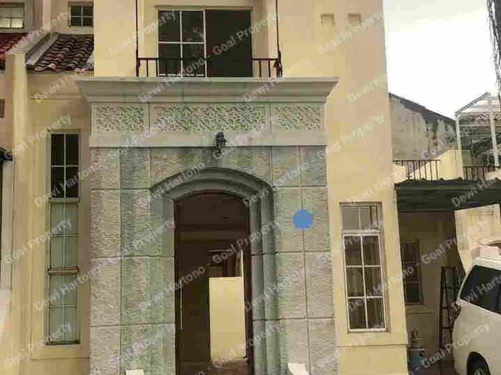 Disewakan Rumah di Cluster Taman Spain Karawaci