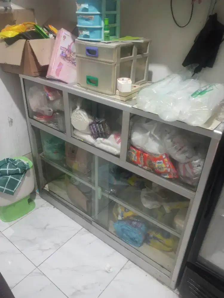 Jual etalase 120 cm..atas bisa buat beras