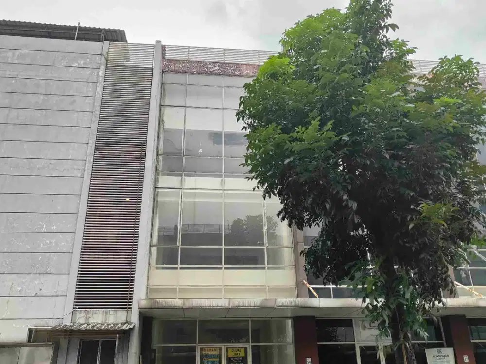 Di Sewakan Ruko Promince Alam Sutera blok 38G no 58 .