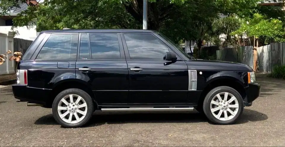 Range Rover 4.2 Vogue 2008 Supercharged Black on Black Full Orisinil