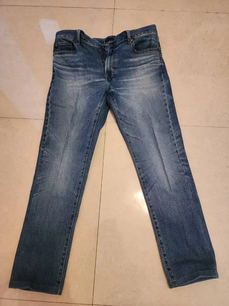 Celana Jeans Uniqlo 34
