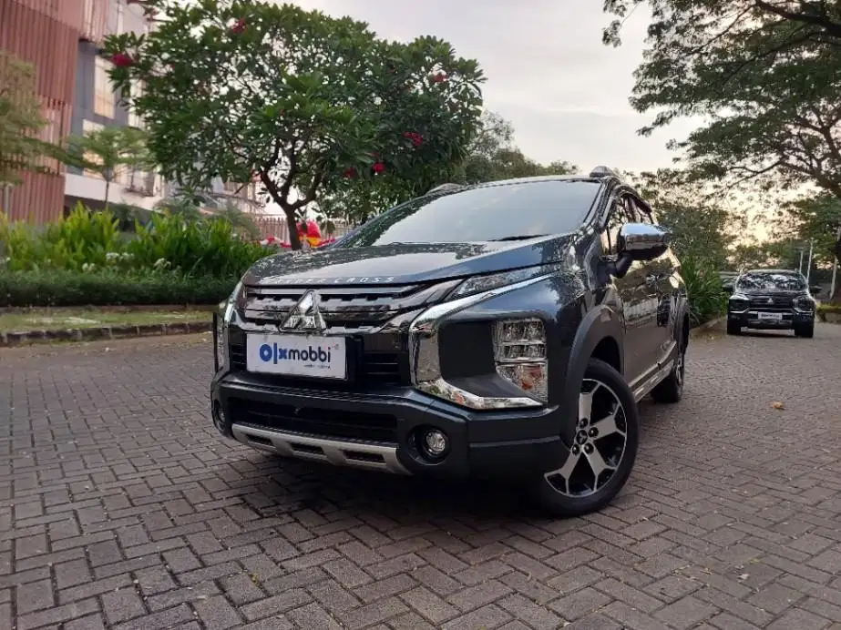 DP RENDAH Mitsubishi Xpander 1.5 Cross Bensin-MT 2019 AIMS