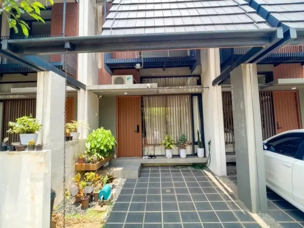 Rumah 2 lantai siap huni di  Fleekhauz Greenwich BSD Tangerang