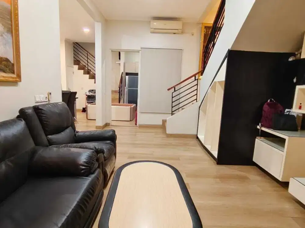 DIJUAL Rumah Rapi Siap Huni di Cluster Canary Gading Serpong Tangerang