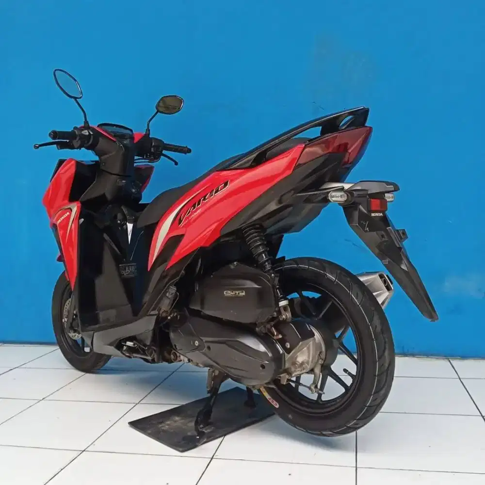 VARIO 125 CC PLAT B MERAH GLOSSY / PAJAK SAMPEK 2031!!!